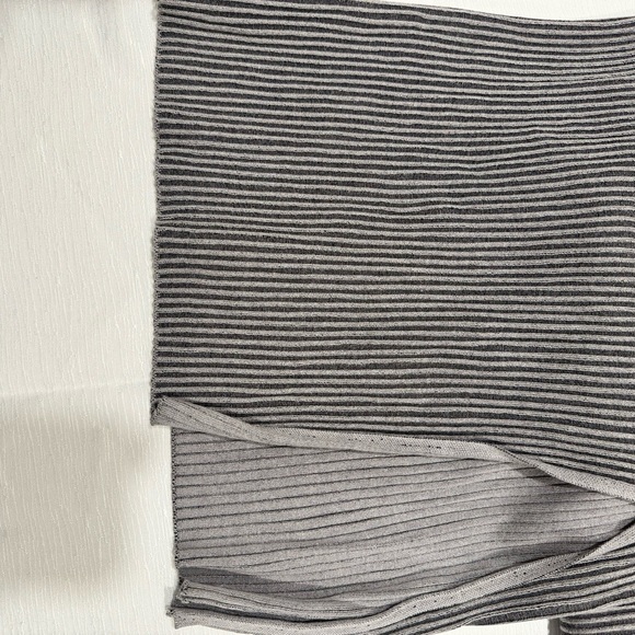 NWOT Striped Gray Long Sleeve Dress Modern, Sleek and Simple - Picture 5 of 7